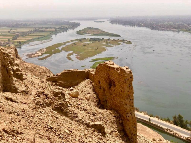 Un tempio, una torre d'avvistamento e 85 tombe a Sohag - Djed Medu