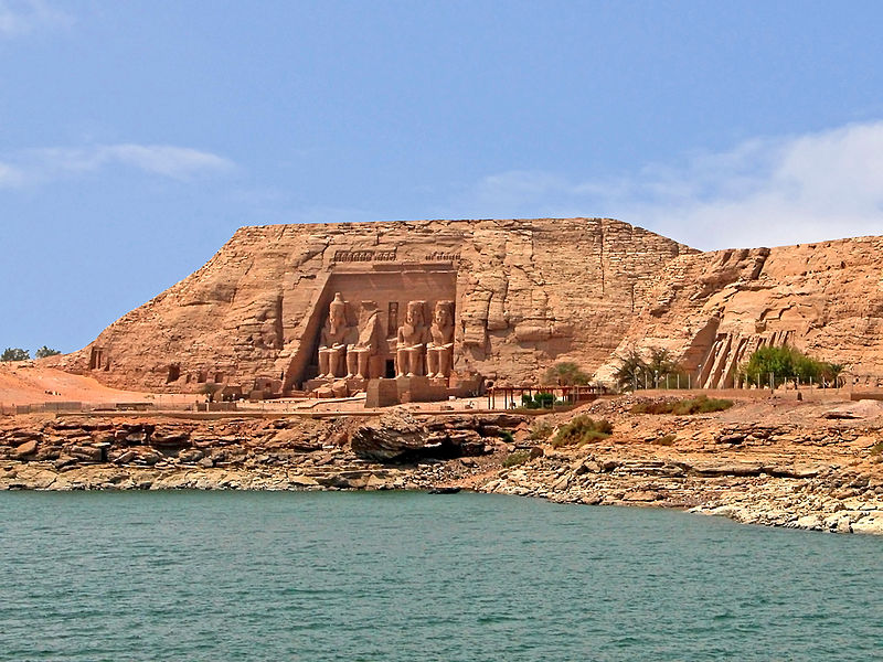 Abu Simbel: stop ai convogli turistici scortati - Djed Medu