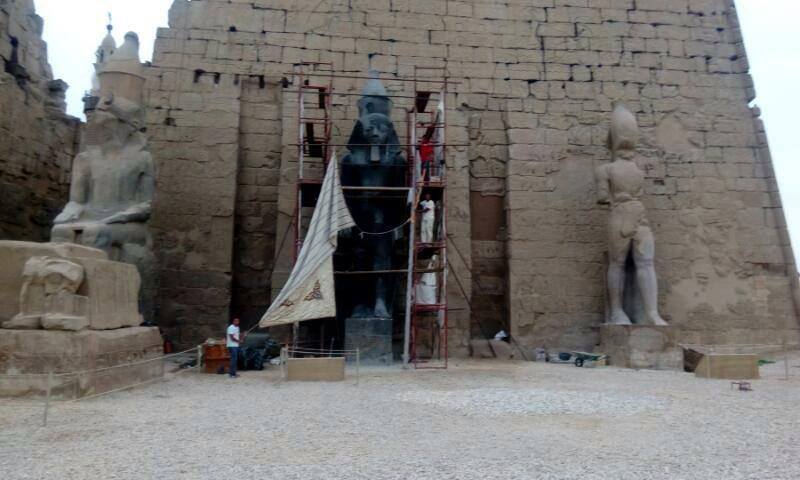 Tempio di Luxor: restaurato uno dei colossi di Ramesse II - Djed Medu