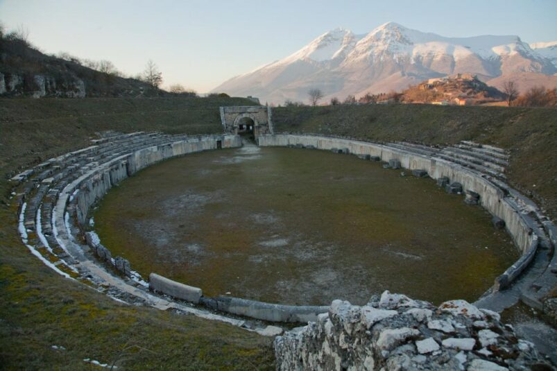 L'Egitto di Provincia: "Tracce di Egitto ad Alba Fucens" (21/01/2016 - Museo Paludi di Celano) - Djed Medu