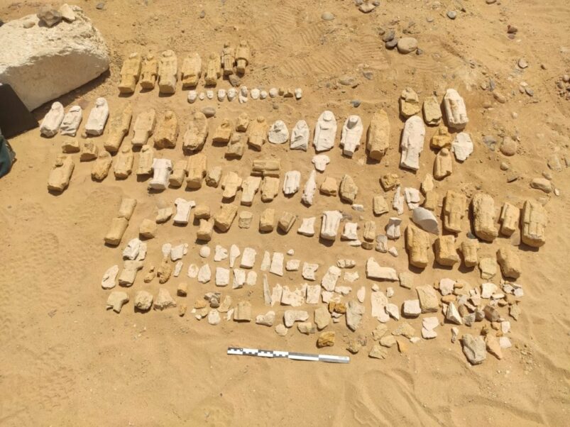 Saqqara, scoperte oltre 100 statuette funerarie di un sacerdote vissuto 4200 anni fa - Djed Medu